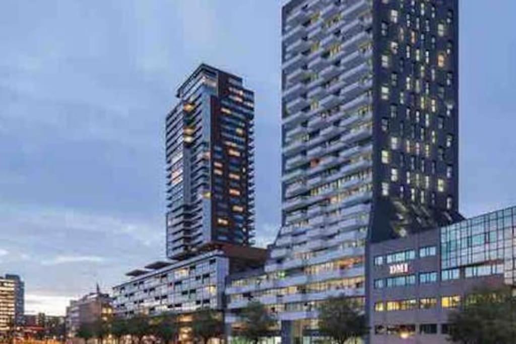 ロッテルダムStunning View Apt Free Parkingアパートメント エクステリア 写真